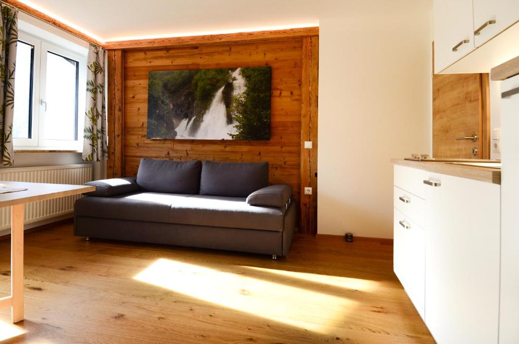 Posedenie v ubytovaní Schörghof