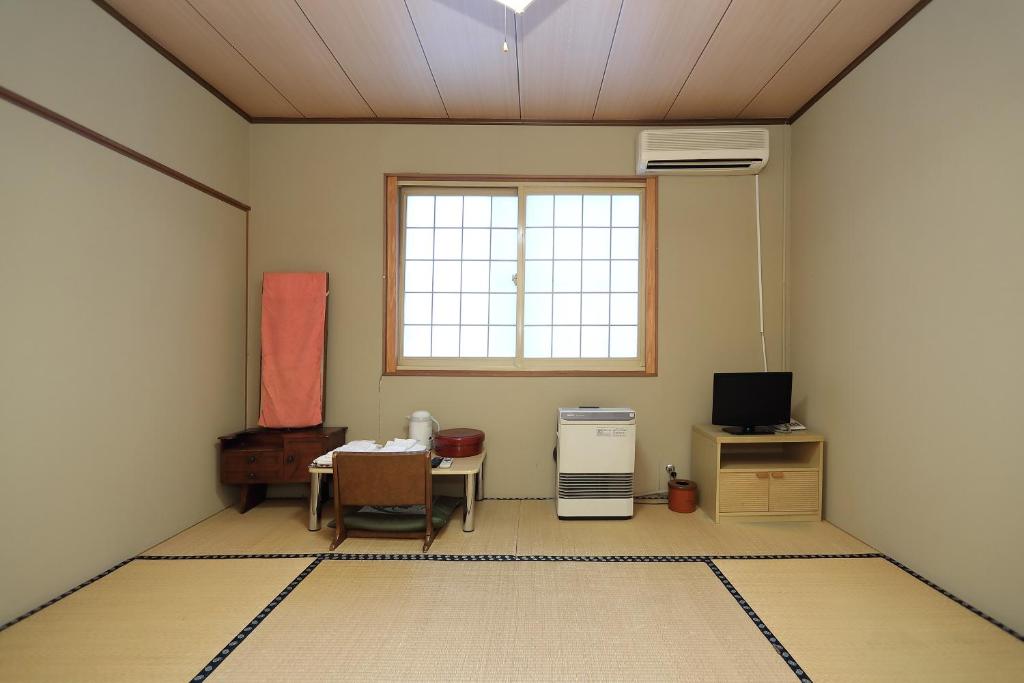 Hotel Tensui - 日本风格的双室带共享浴室 - 吸烟