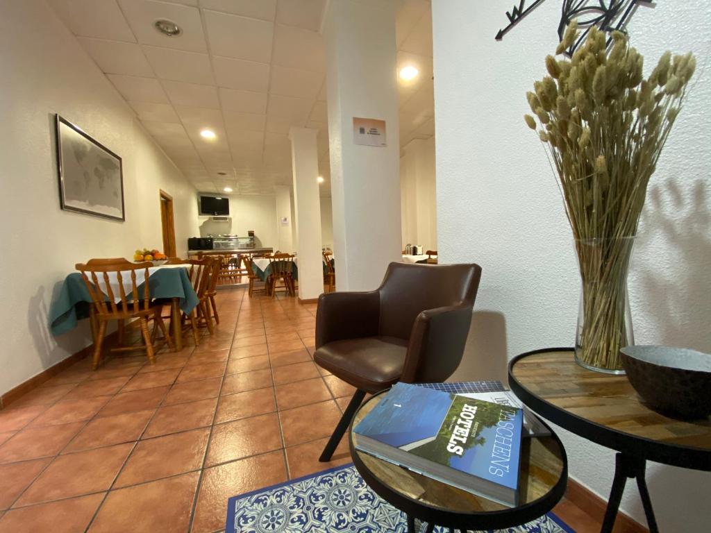 Hostal Pensimar, El Altet – Tarifs 2023