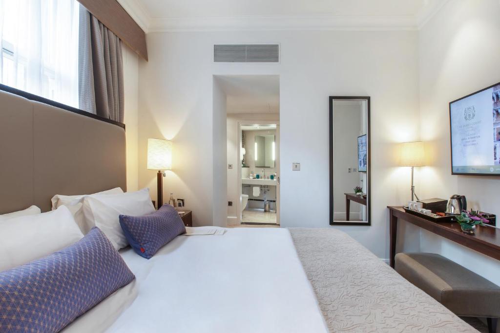 St. James' Court, A Taj Hotel, London - Resim 7