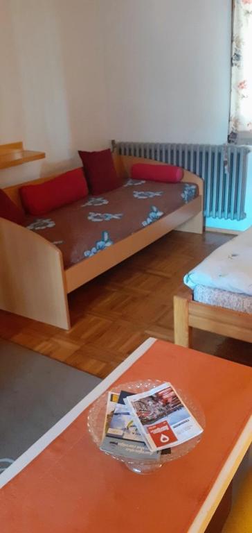 Postel nebo postele na pokoji v ubytování Guesthouse Nina