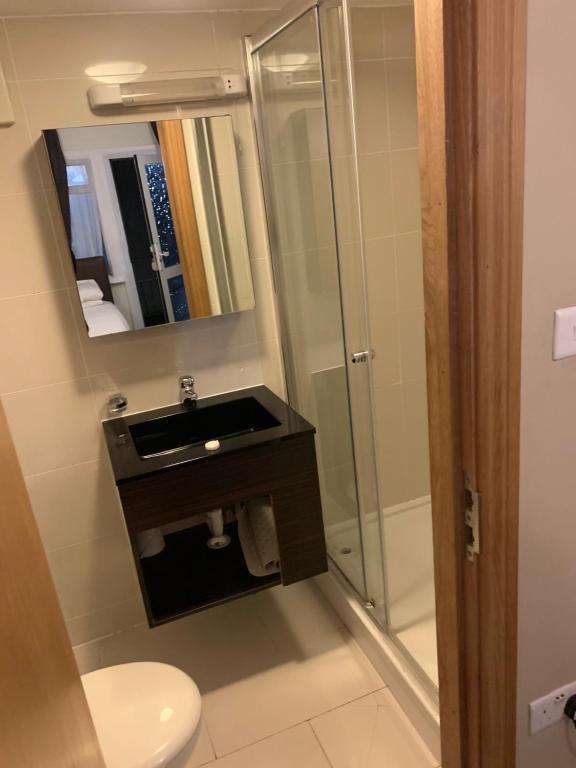 
Old Mill Lodge - Basic Single Room
