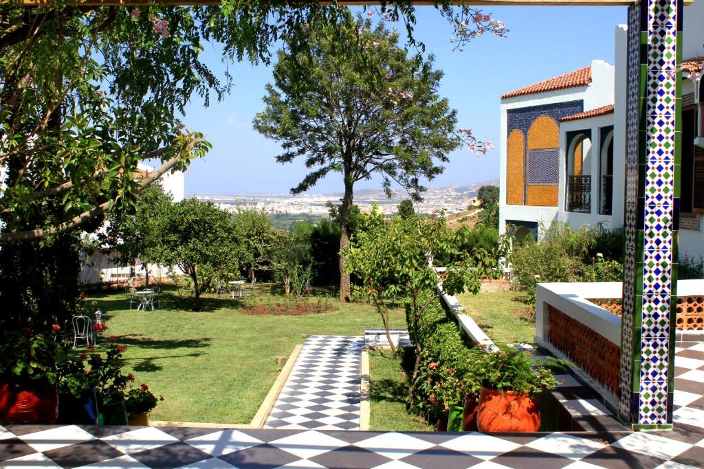 Zahrada ubytování Riad Dar Achaach
