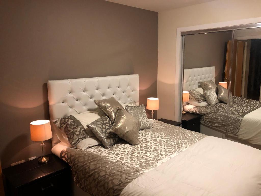 Penthouse 3 Bedroom Luxury Apartment Glasgow City Centre, UK