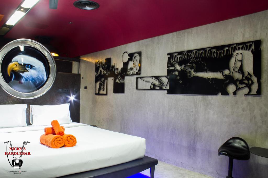 Nicky's Handlebar - Resim 13