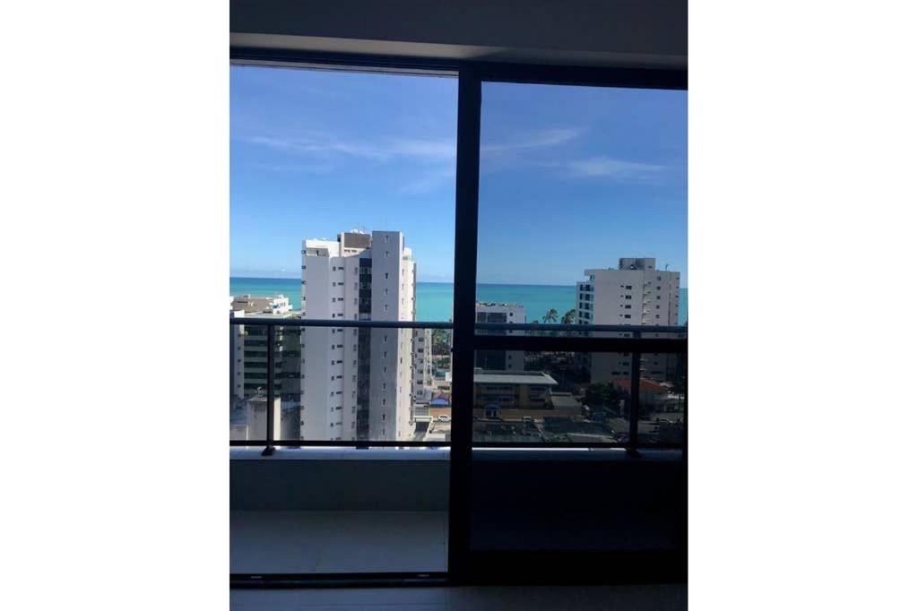  Studio em excelente localização e vista para o mar