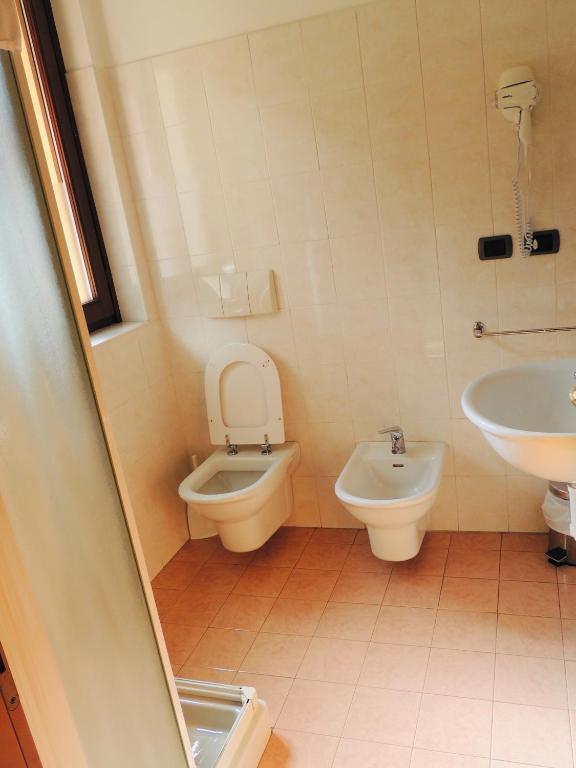 Koupelna v ubytování Ostello Brembo