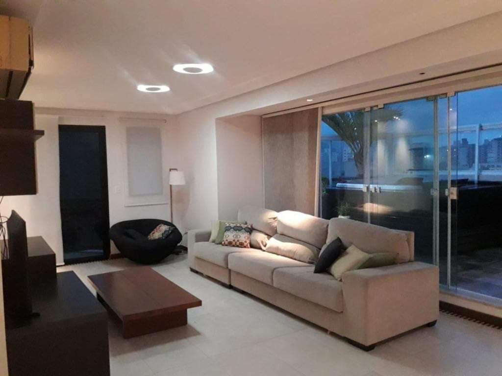  Cobertura com jacuzzi ao lado da praia