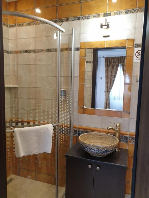 Kastélykert Fogadó - Resim 17