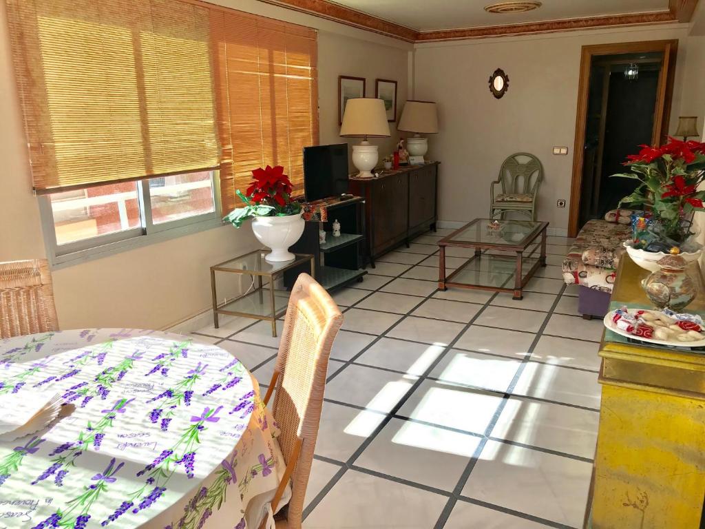 BEATRIZ APARTMENT LEVANTE BEACH, Benidorm – Updated 2023 Prices