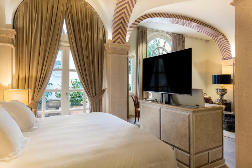 Casa de Triana Luxury Suites by Casa del Poeta - 1