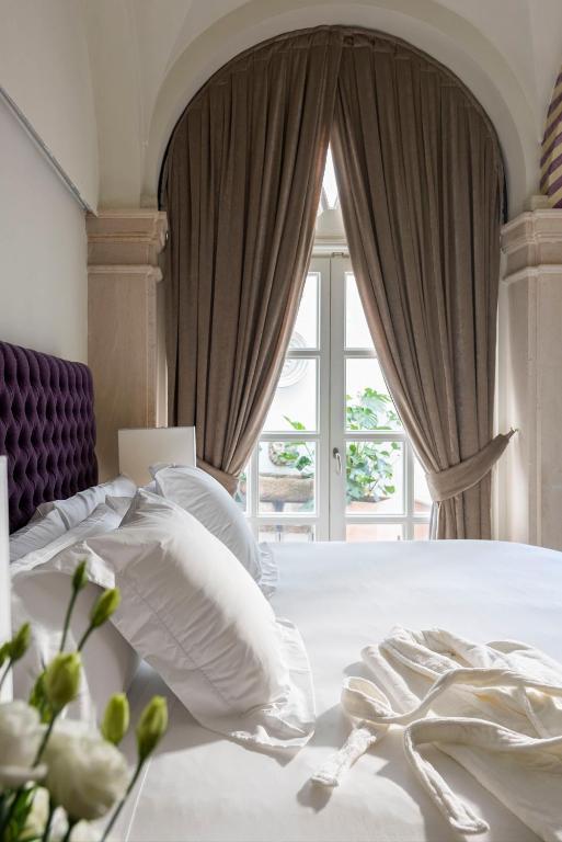 Casa de Triana Luxury Suites by Casa del Poeta - 4