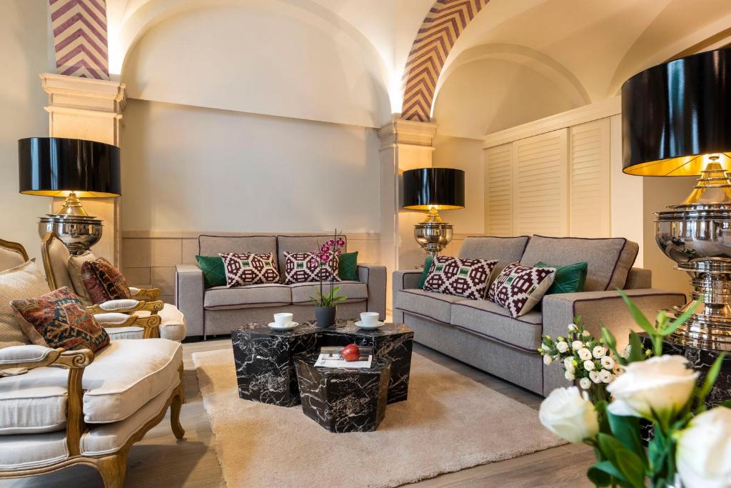 Casa de Triana Luxury Suites by Casa del Poeta - 11