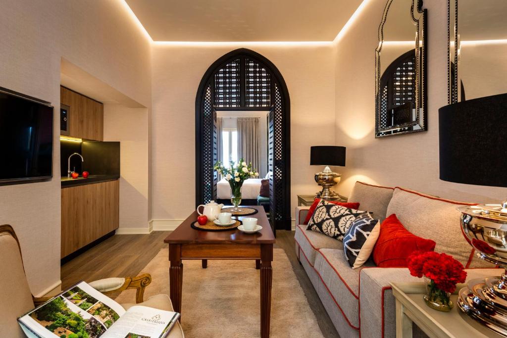 Casa de Triana Luxury Suites by Casa del Poeta, Seville ...