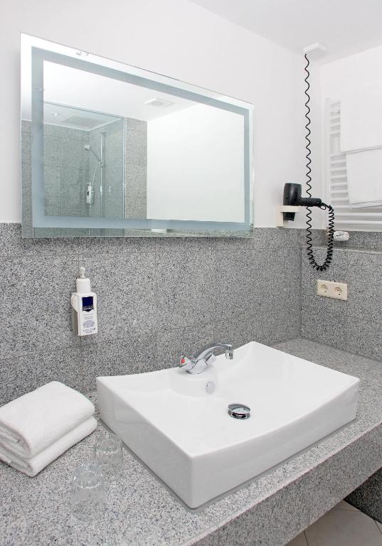 Hotel Astoria Bonn - Resim 24