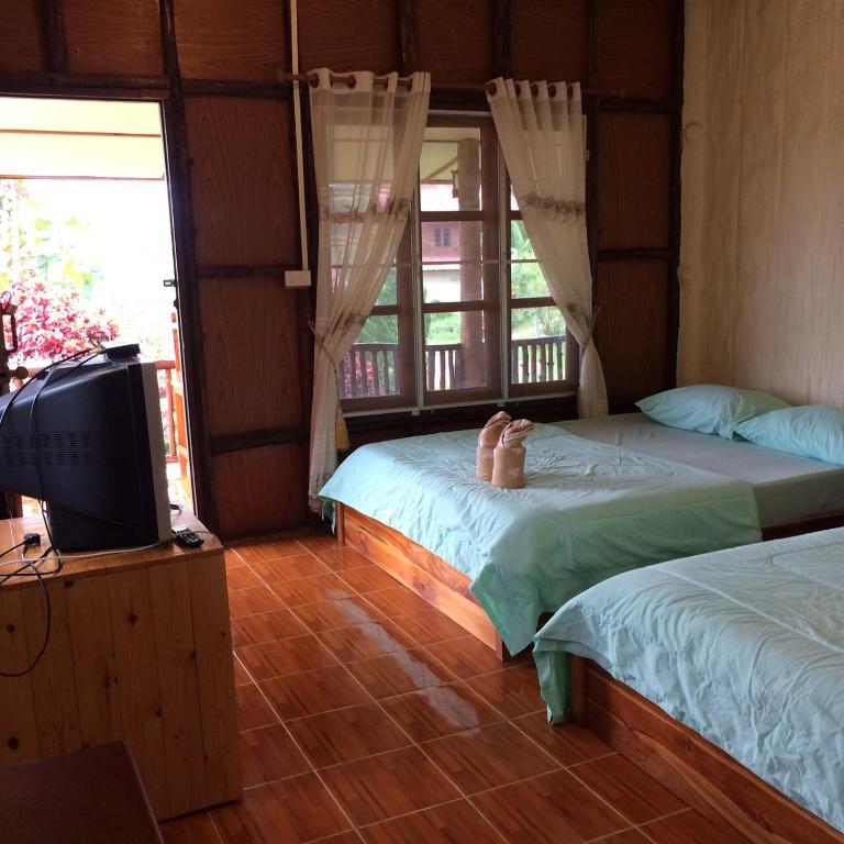 บ้านสวนศรเพชร - Bungalow Da Família