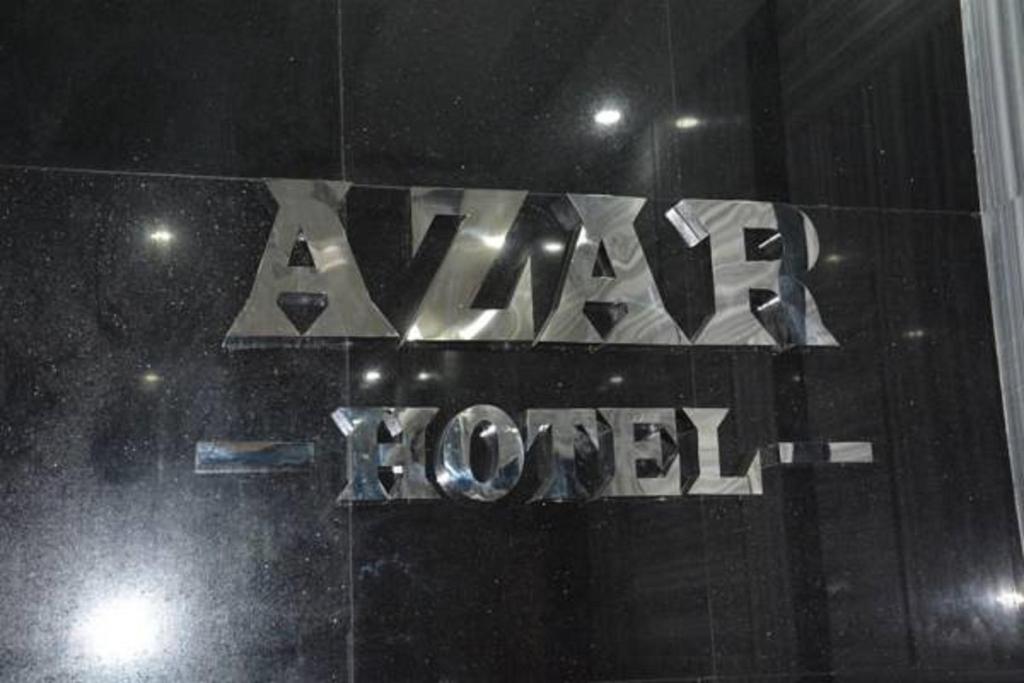 Certifikát, hodnocení, plakát nebo jiný dokument vystavený v ubytování Azar Boutique Hotel