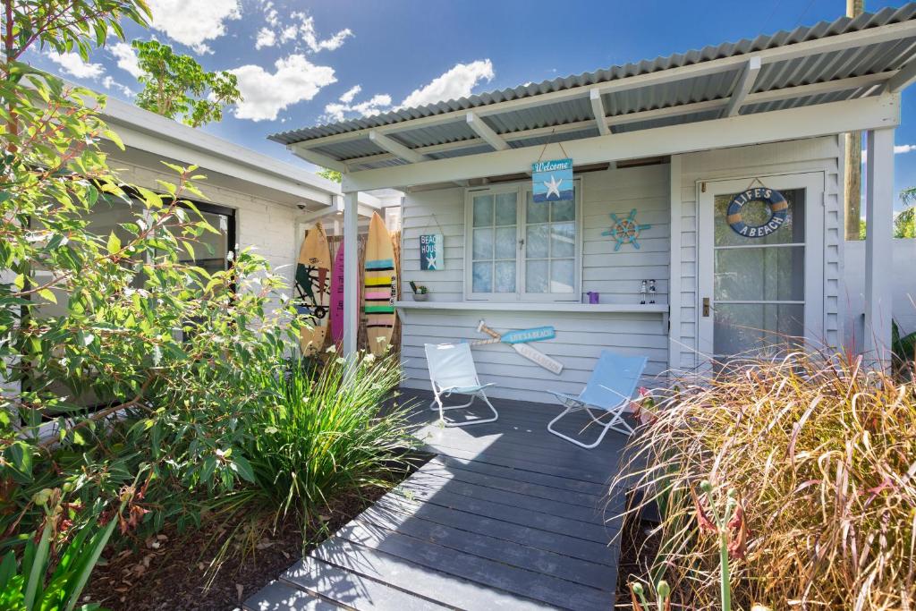 Gallery image of Lamour Holiday Beach House in Gold Coast