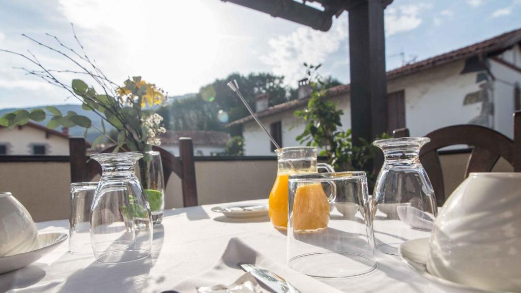 Nápoje v ubytování Hotel SPA Atxaspi