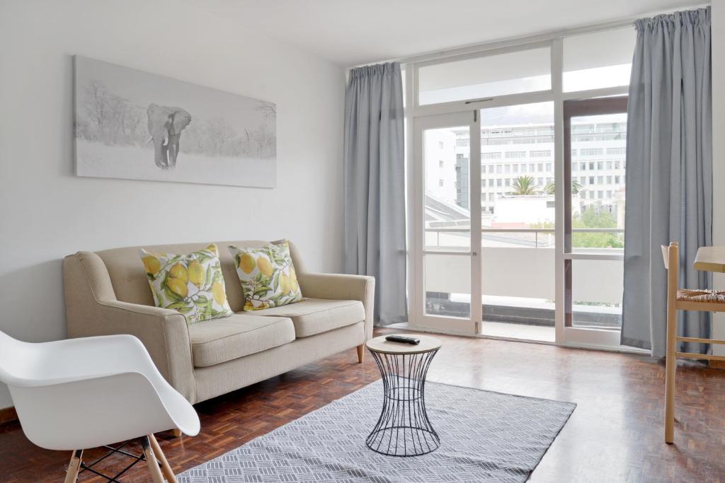 St Martini Gardens 409, Cape Town (updated prices 2024)