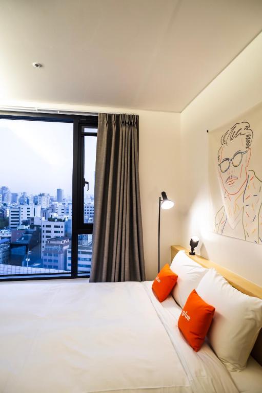 Glue Hotel - Superior Double Room