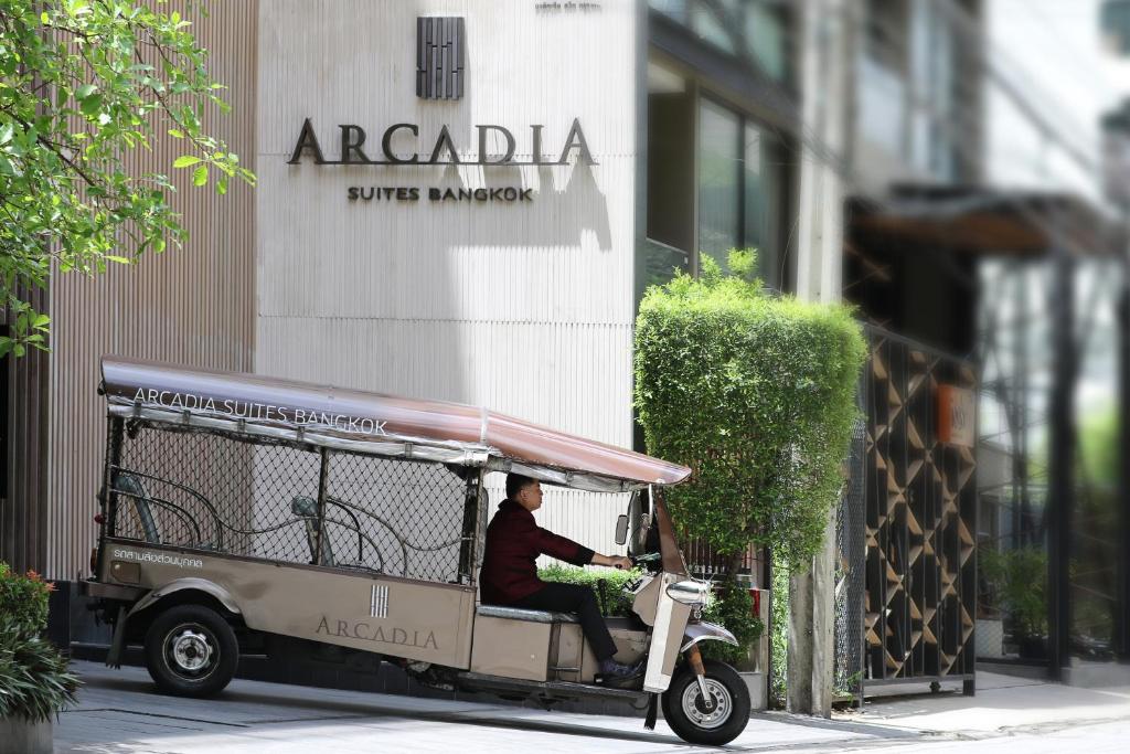 Arcadia Suites Bangkok - Resim 16