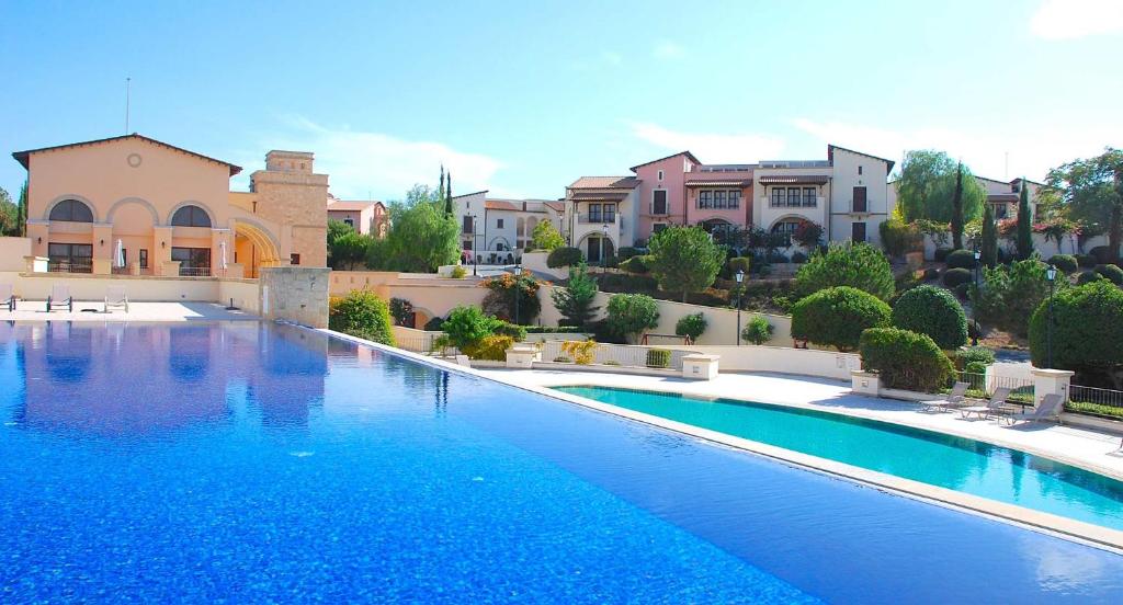 2 bedroom Apartment Artemis with two communal pools, Aphrodite Hills Resort