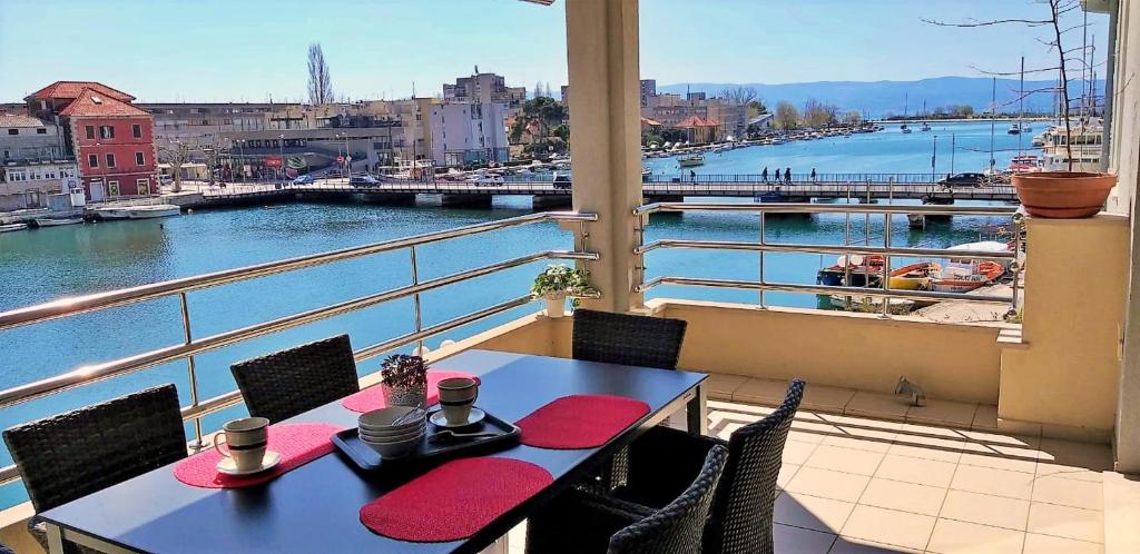 Výhľad na rieku v blízkosti apartmánu