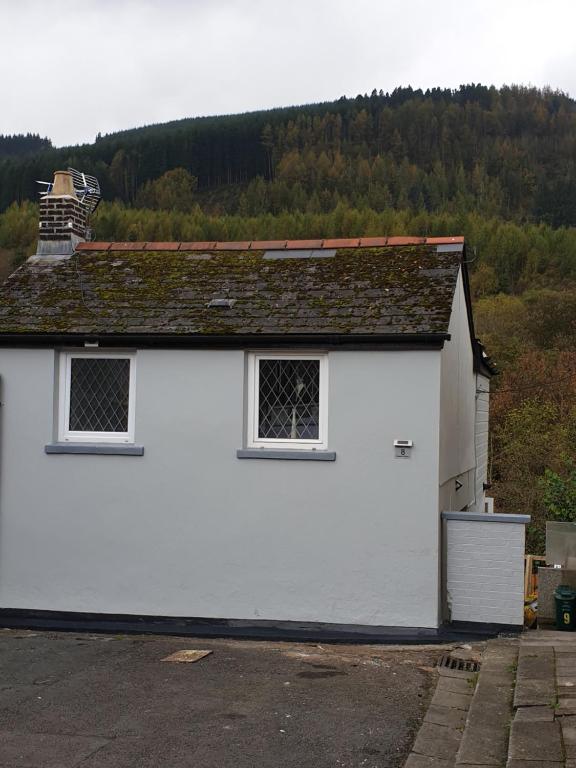 Riverside cottage