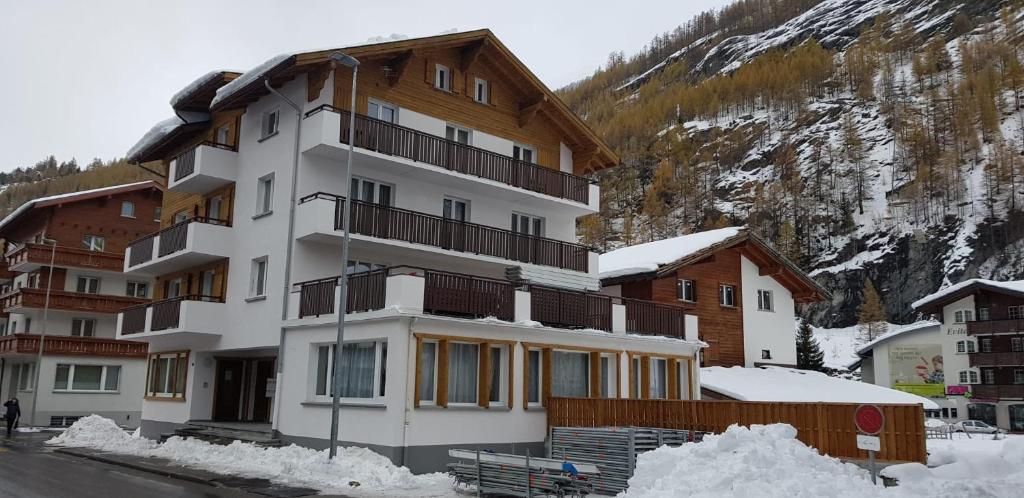 Nespecifikovaný výhled na hory nebo výhled na hory při pohledu z apartmánu