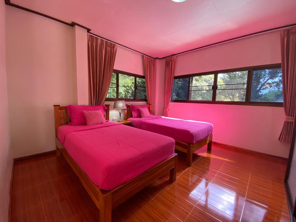 Yayee Homestay - 双人或双人间，山上景观