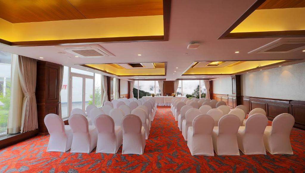 Posezení v ubytování Welcomhotel by ITC Hotels, Shimla