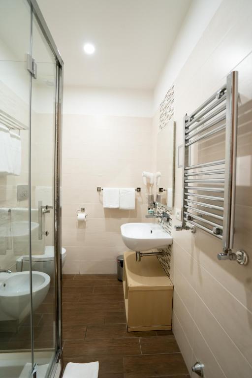 Archi di Roma Guest House photo