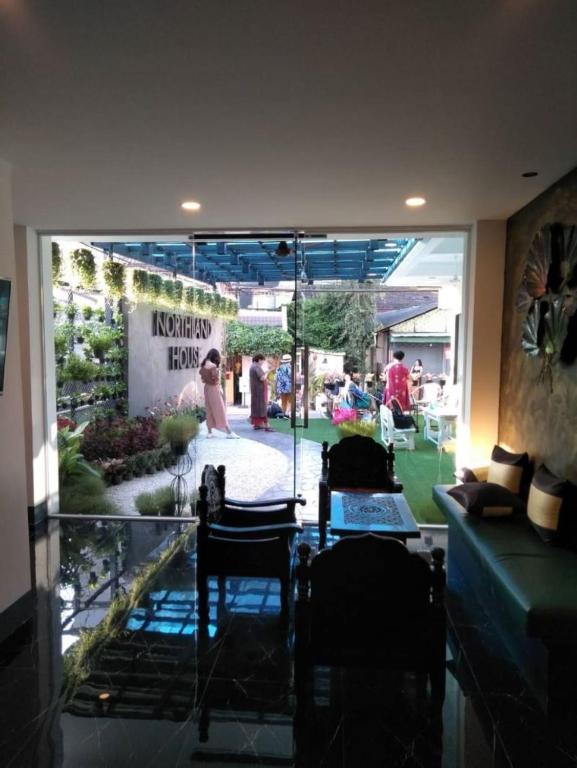 NorthLands House Hotel - Resim 4