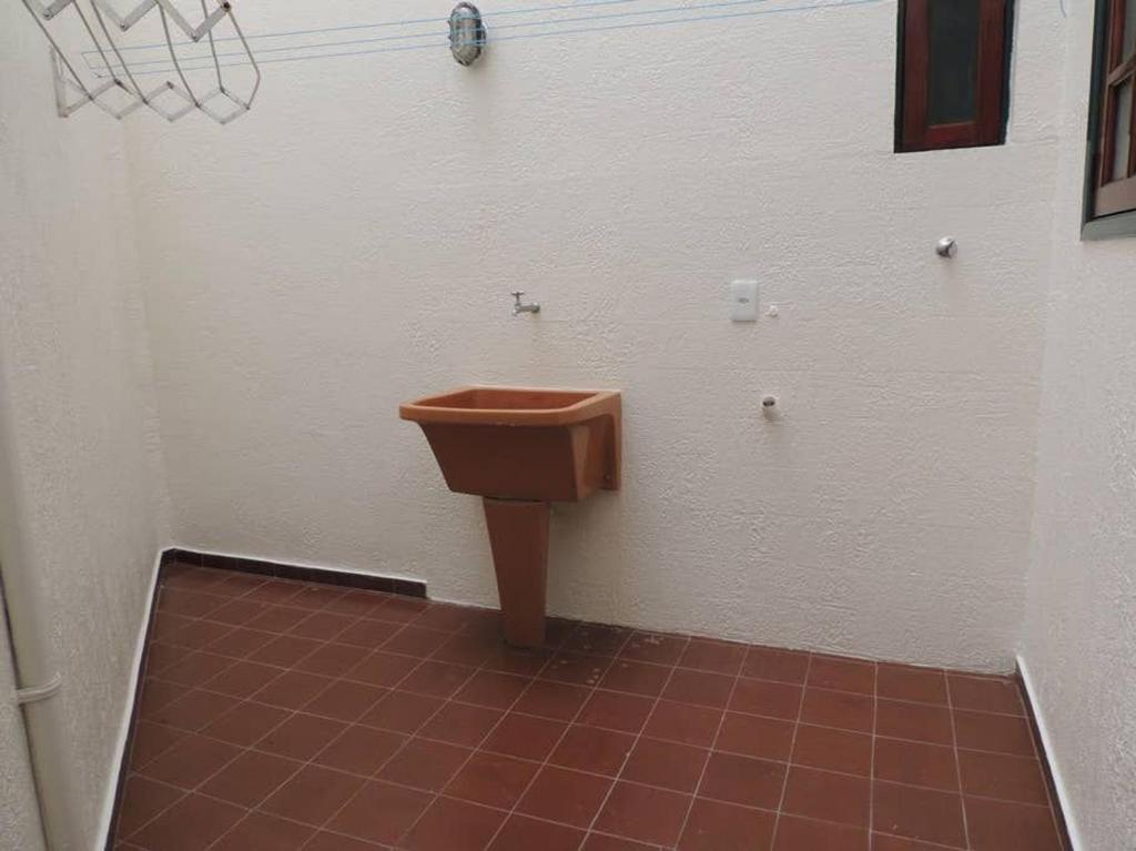  Casa Triplex no Peró
