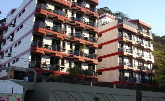  Cobertura com jacuzzi ao lado da praia