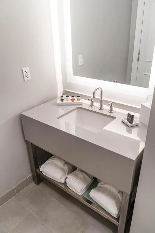 King Room - Riverview