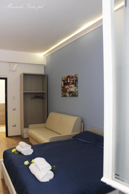 SEAFRONT APARTMENT SALERNO - 
