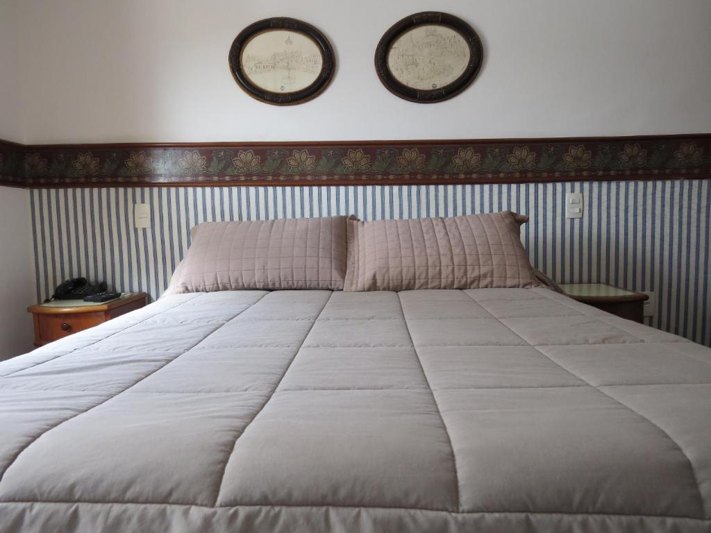  Hotel Colonial