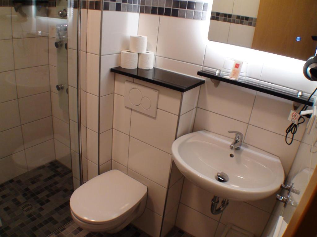 Koupelna v ubytování Hotel Am Kamin