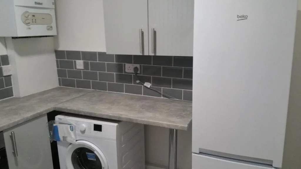 Lux Apartments 5 Bedroom House - Pendennis, Bayberry (NY), United Kingdom