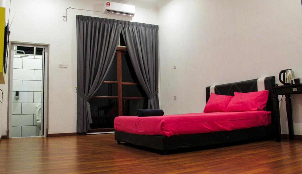 Postel nebo postele na pokoji v ubytování Andalus beach residence