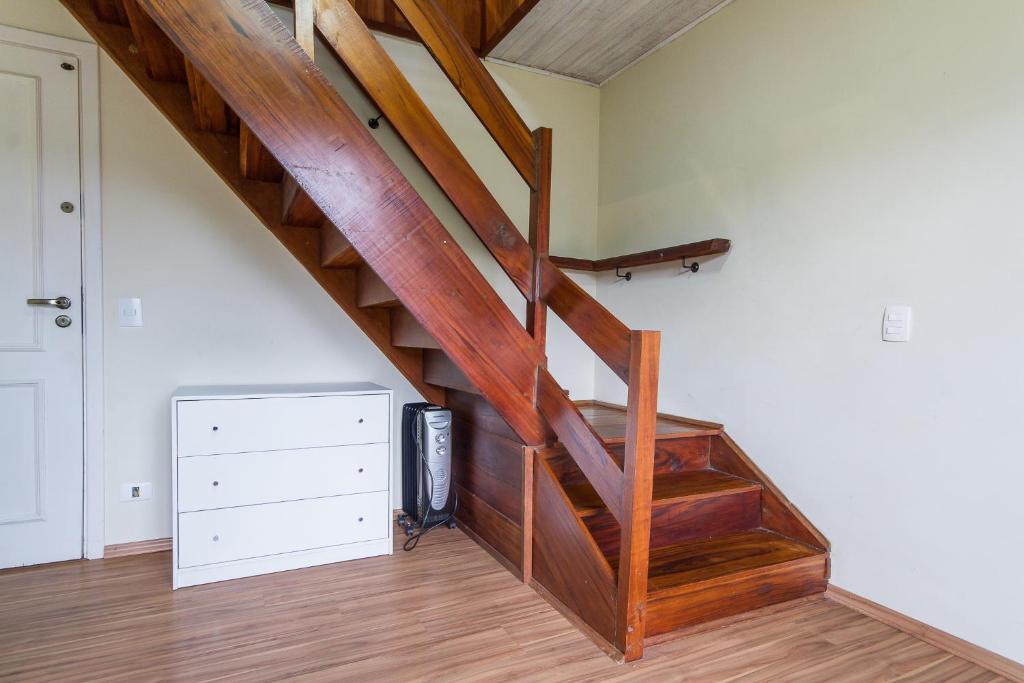  casa 4 quartos em condominio e internet excelente