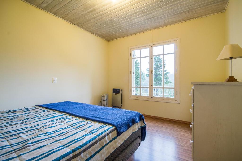  casa 4 quartos em condominio e internet excelente