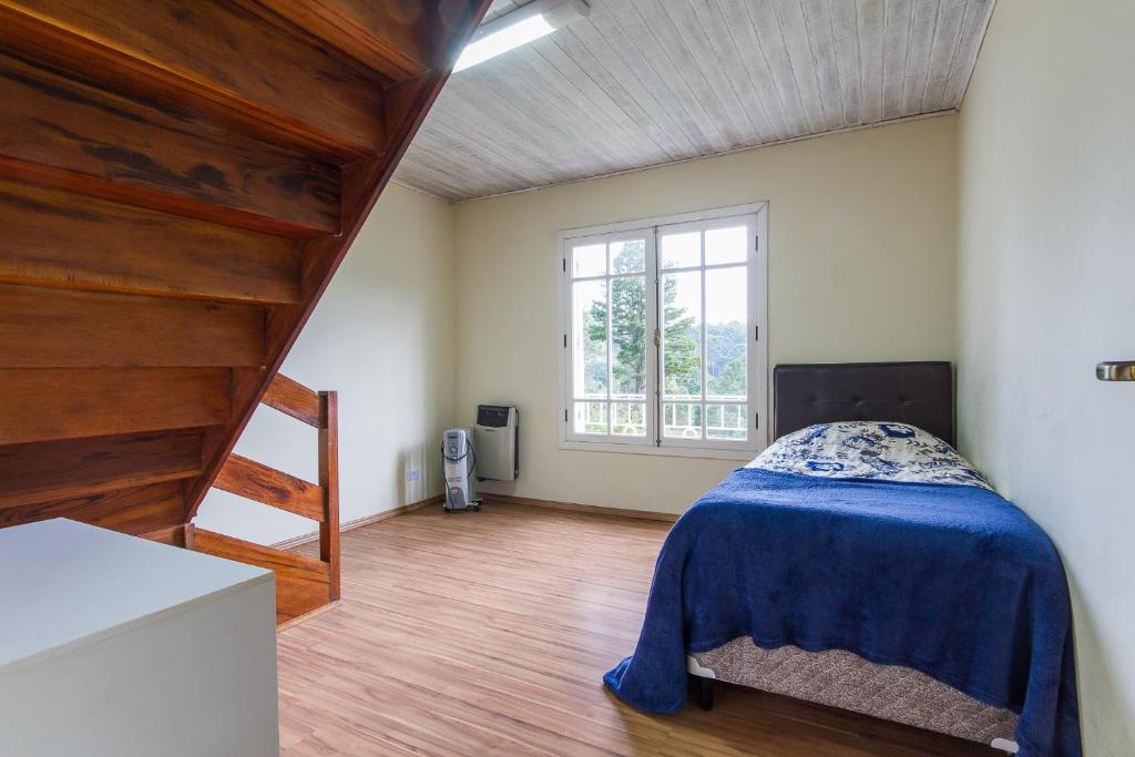 casa 4 quartos em condominio e internet excelente