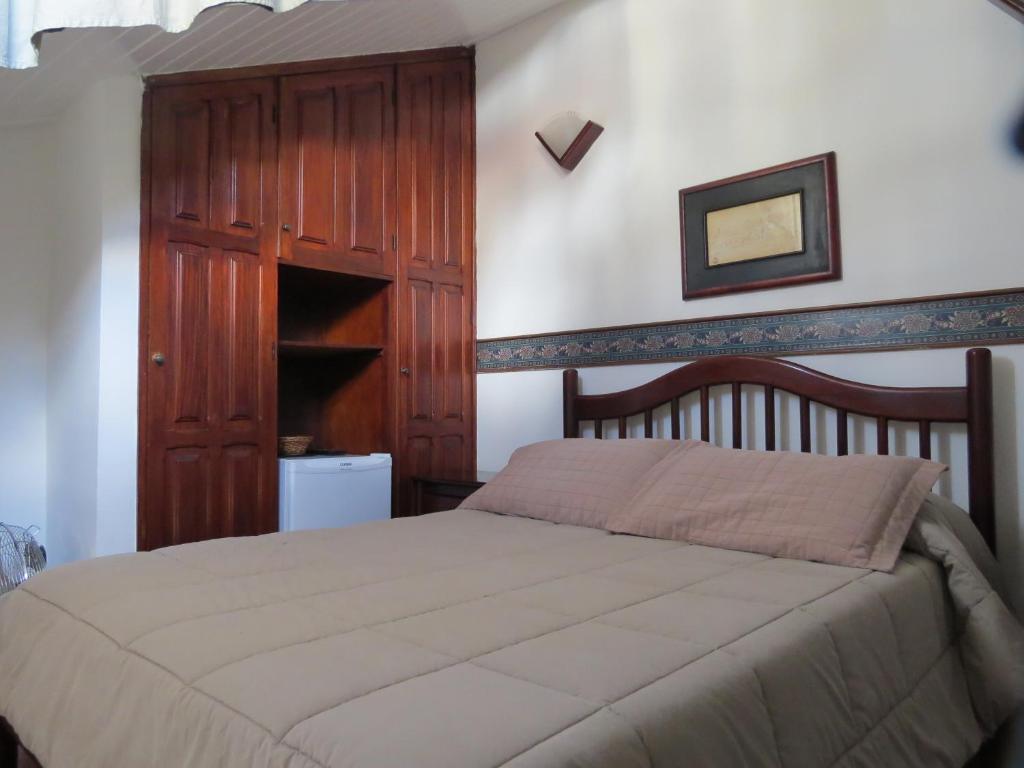  Hotel Colonial