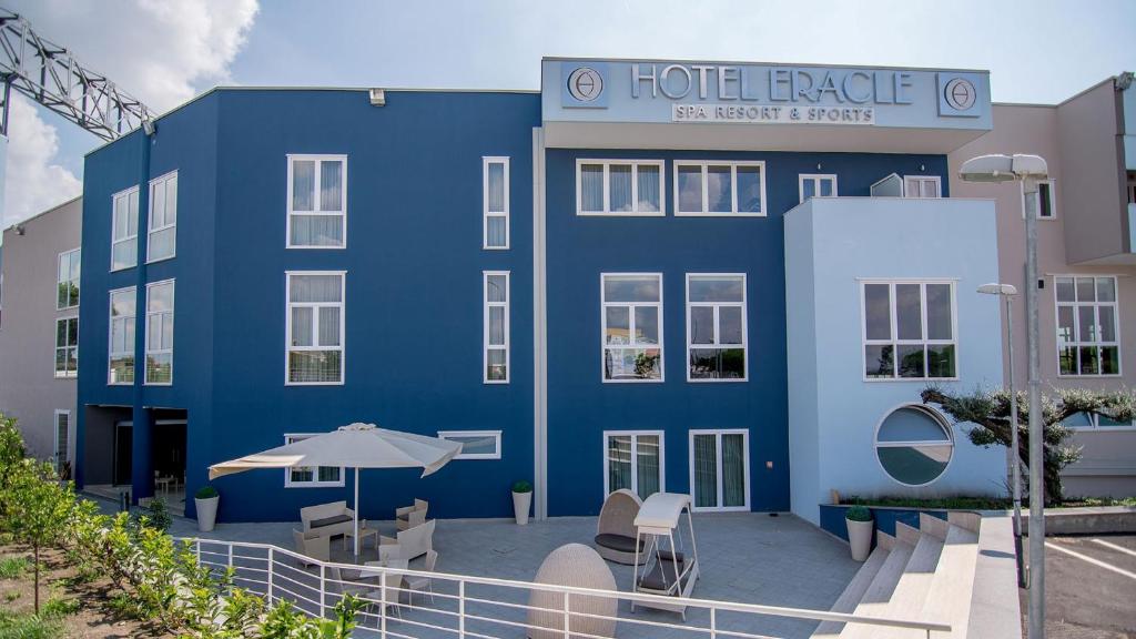 Budova, kde se hotel nachází