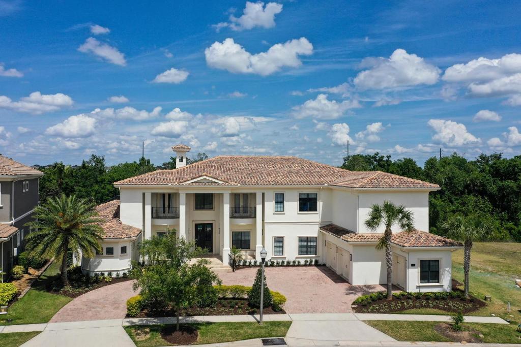 500 Muirfield Loop Kissimmee Fl