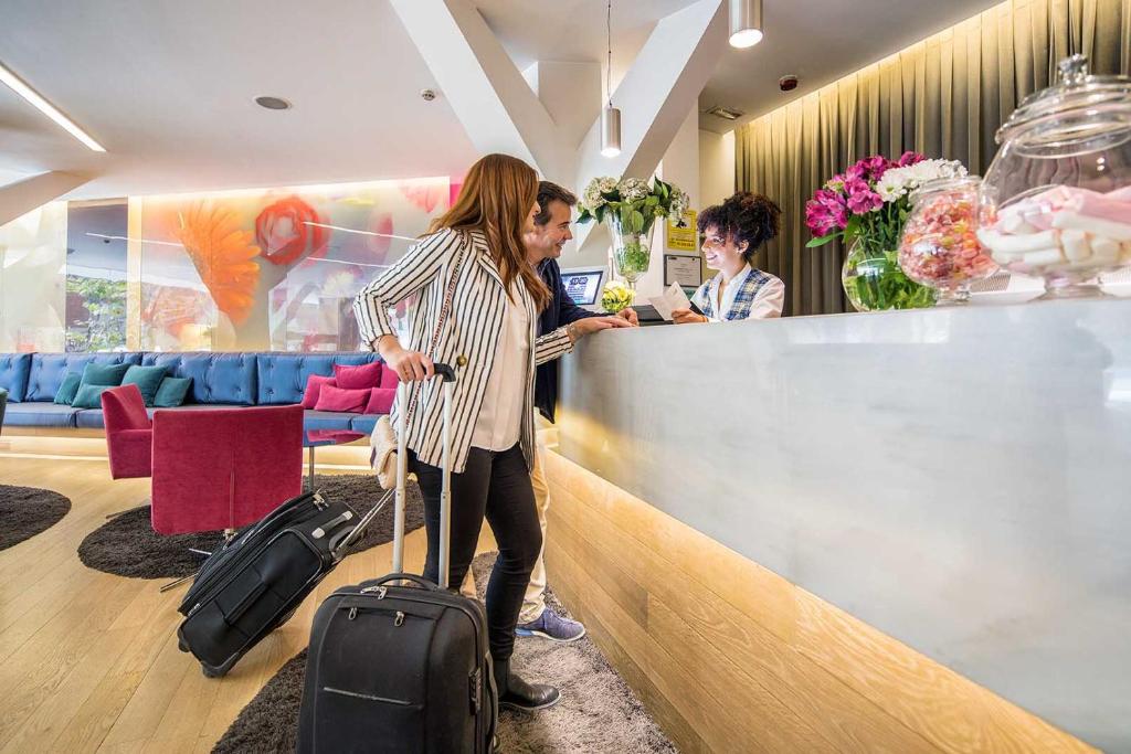 Hosté ubytování Apartosuites Jardines de Sabatini
