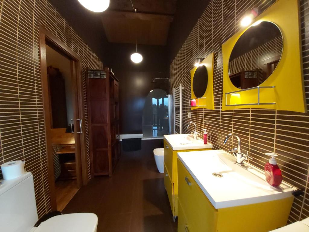 Koupelna v ubytování Apartamentos Rosa Jove